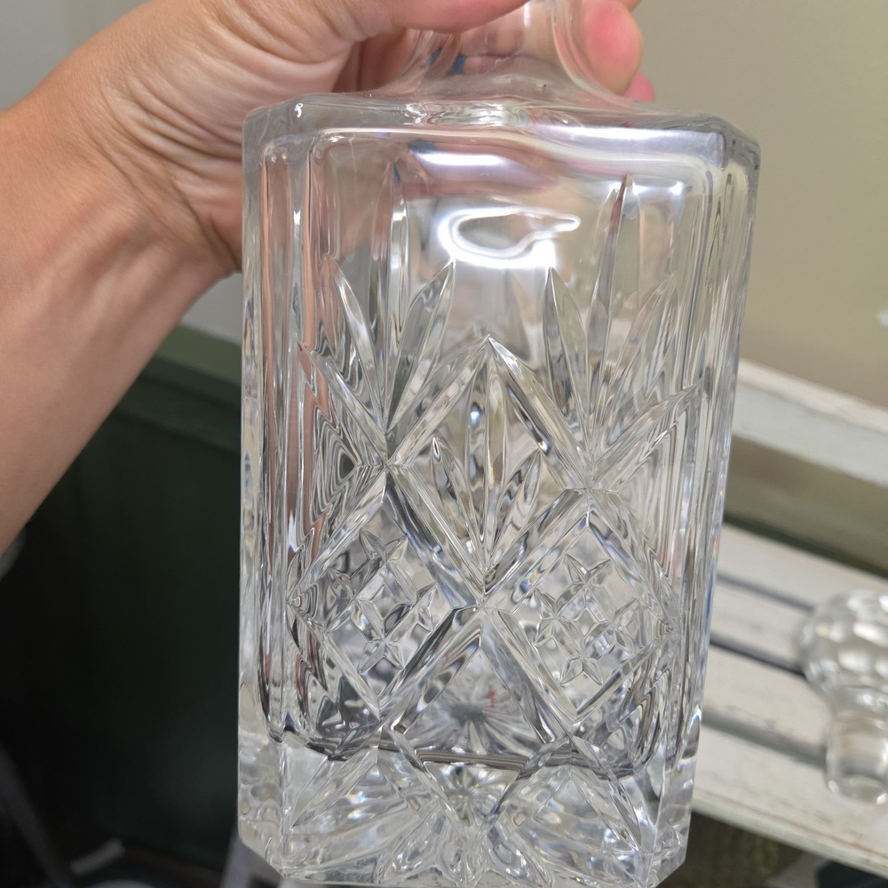Vintage Cut Crystal Square Decaner With Faceted Stopper 9.5 inch - Picture 11 of 15